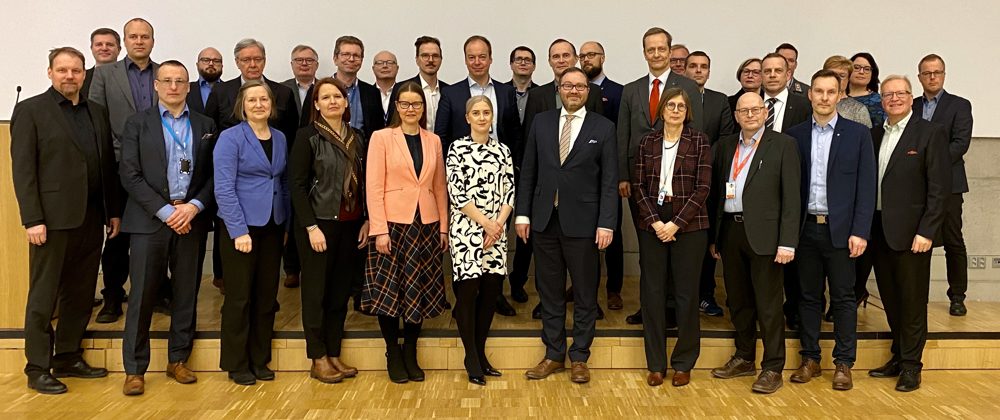 VAHTI-johtoryhmän jäsenet